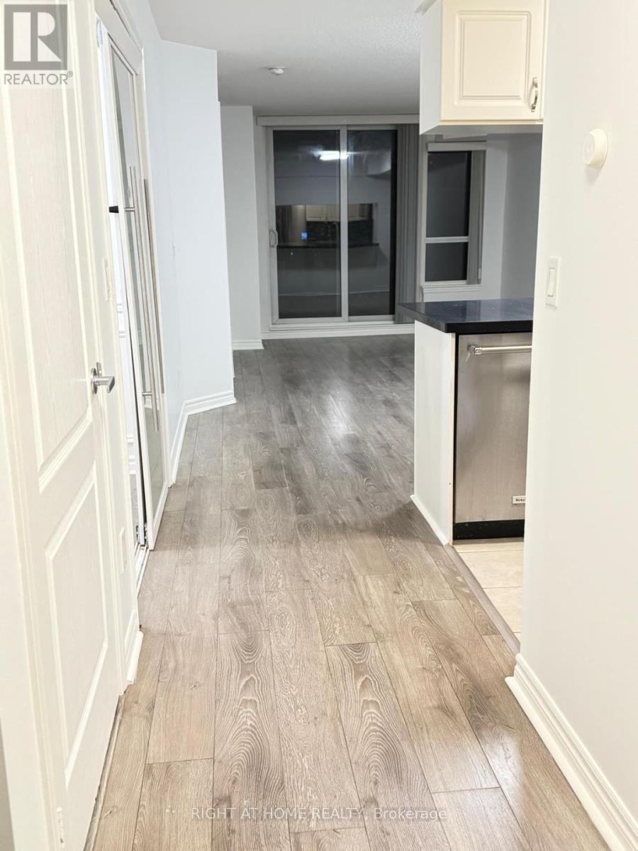 1803 - 4090 Living Arts Drive, Mississauga, Ontario  L5B 4M8 - Photo 5 - W12665488