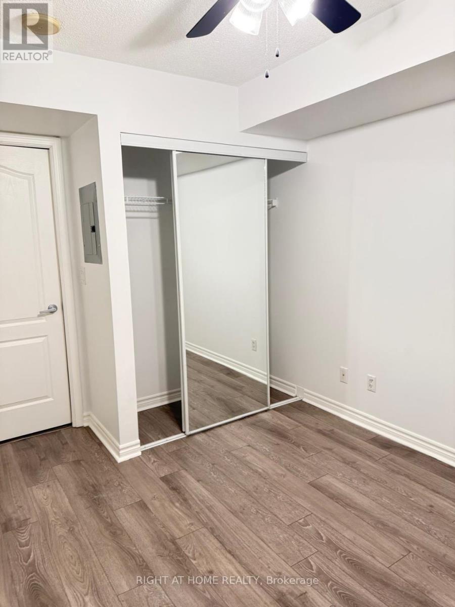 1803 - 4090 Living Arts Drive, Mississauga, Ontario  L5B 4M8 - Photo 9 - W12665488