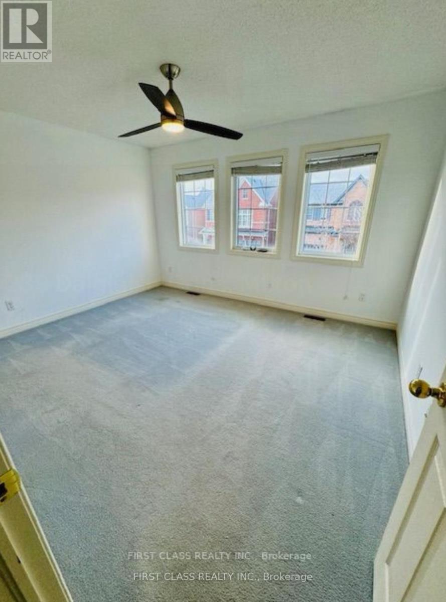 239 Dalgleish Gardens, Milton, Ontario  L9T 6Z8 - Photo 14 - W12665506