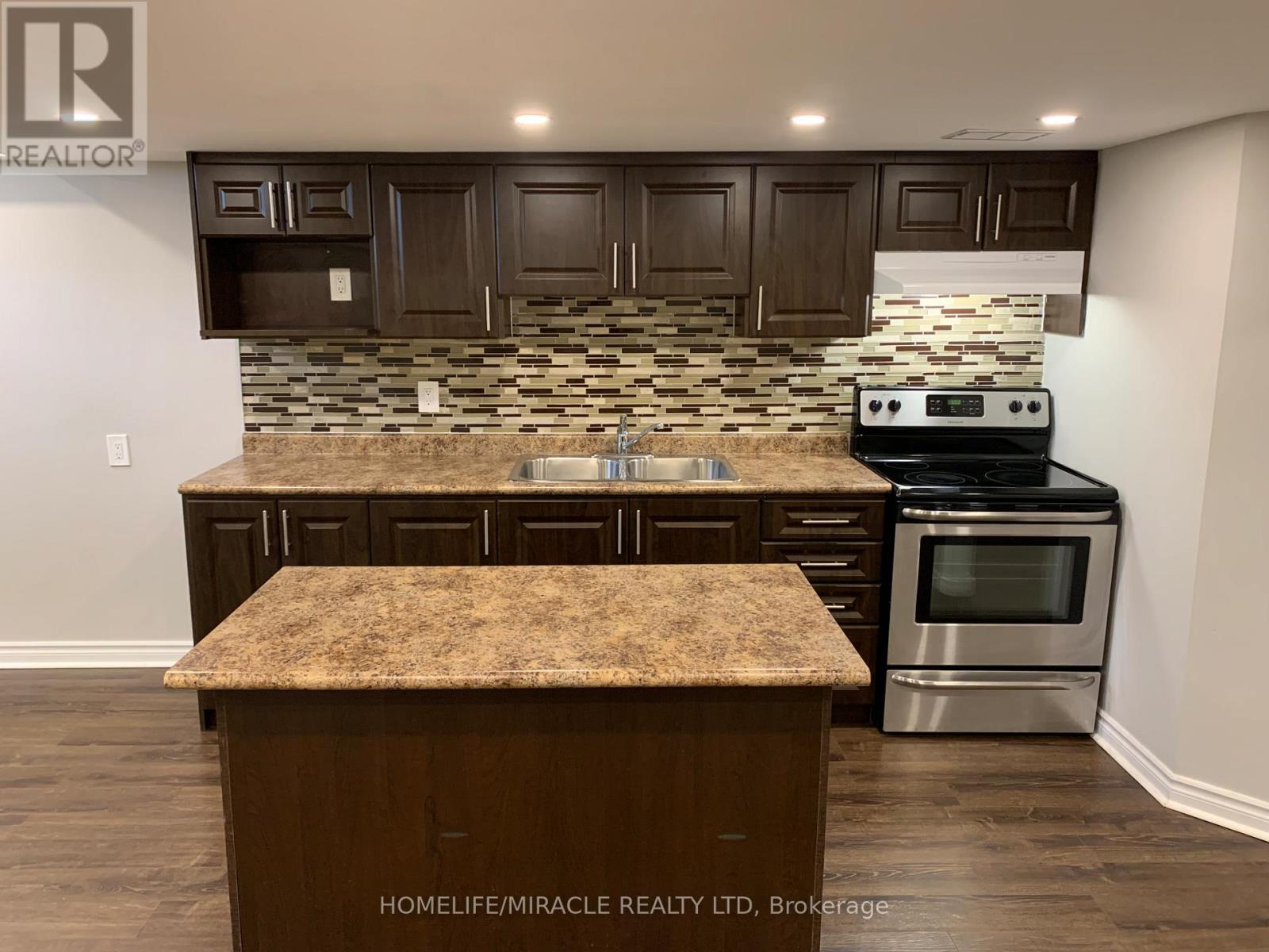 866 Francine Crescent, Mississauga, Ontario  L5V 0E2 - Photo 21 - W12665542