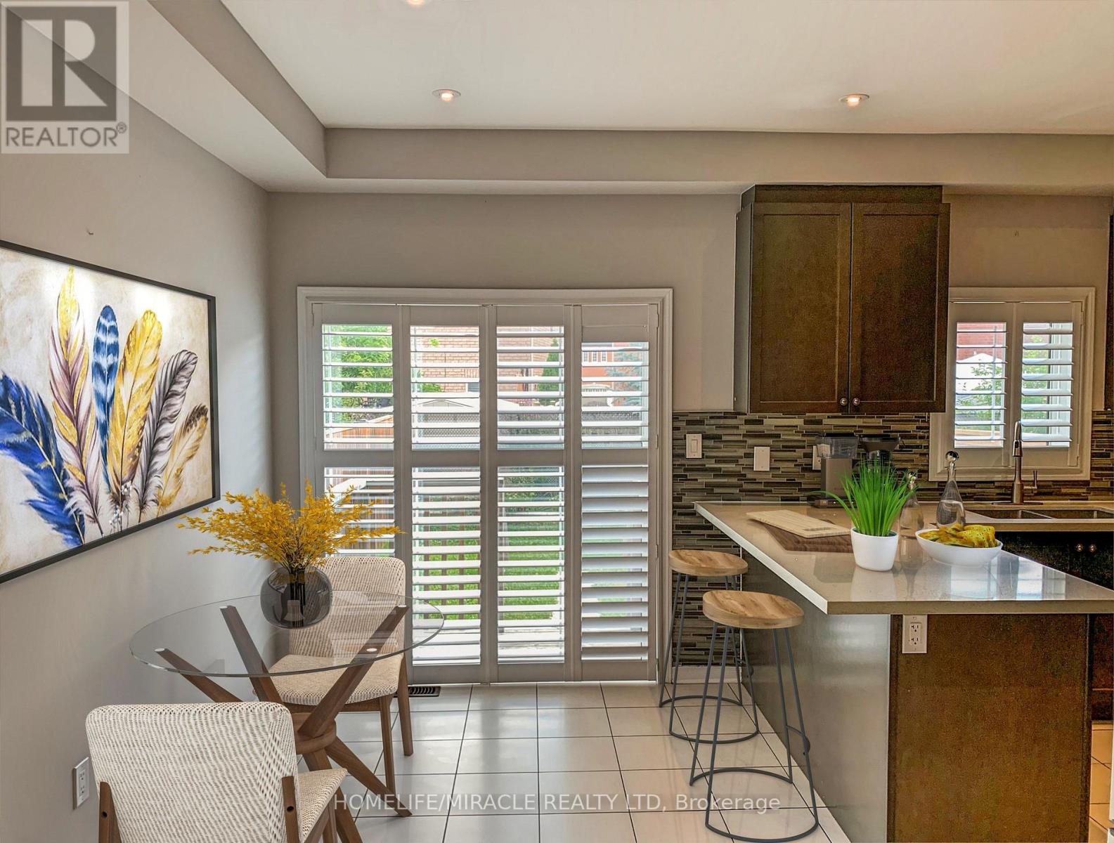 866 Francine Crescent, Mississauga, Ontario  L5V 0E2 - Photo 6 - W12665542