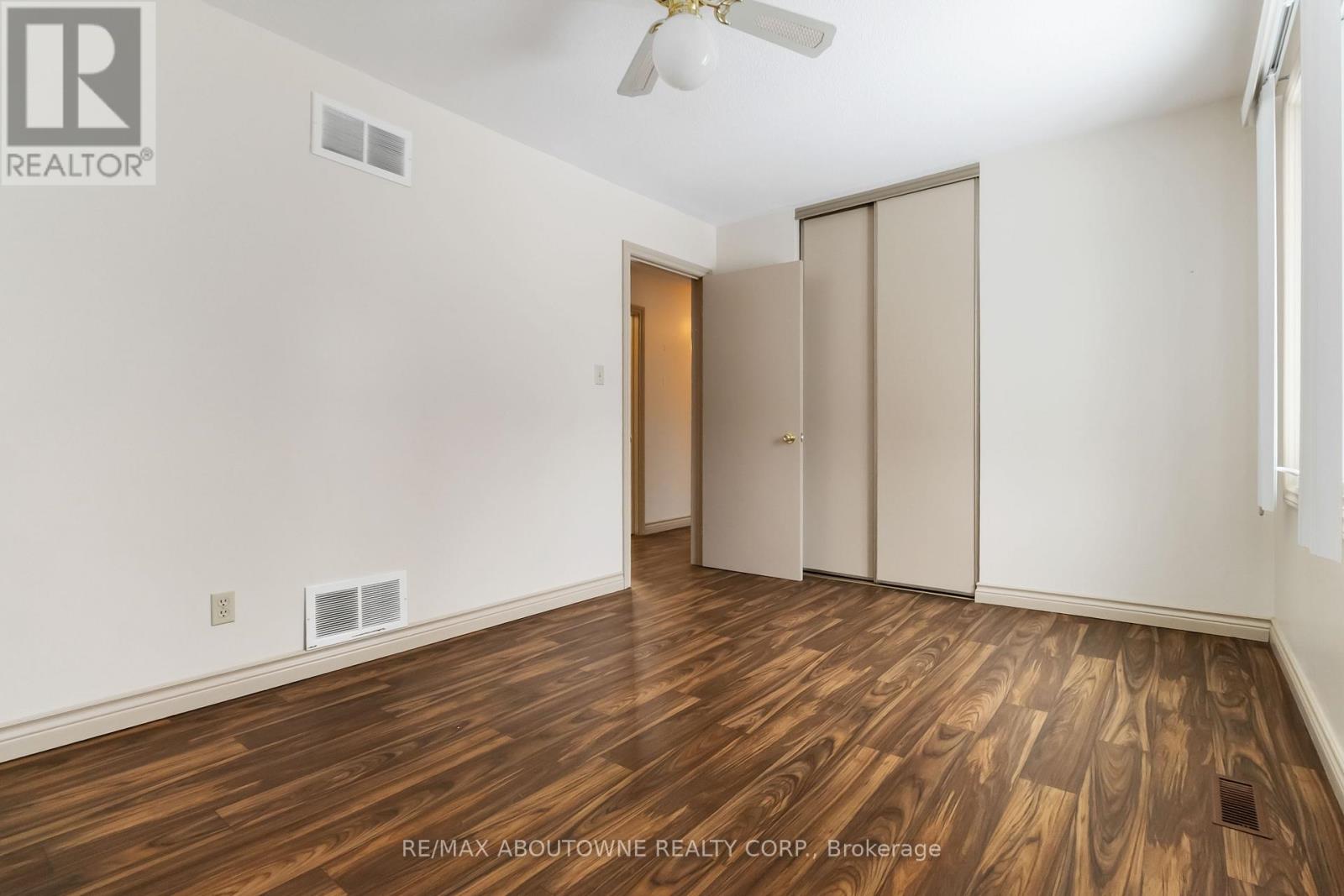 1087 Tanglewood Court, Oakville, Ontario  L6L 5H6 - Photo 26 - W12665560