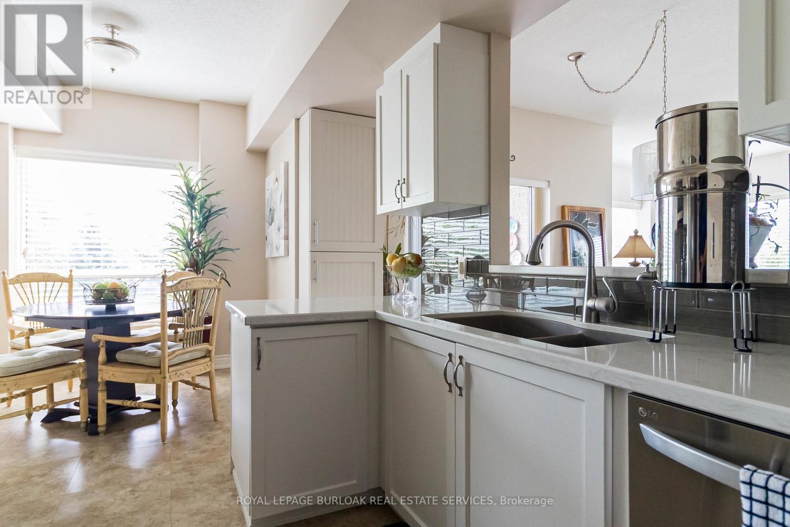 305 - 3497 Upper Middle Road, Burlington, Ontario  L7M 4T6 - Photo 9 - W12665570