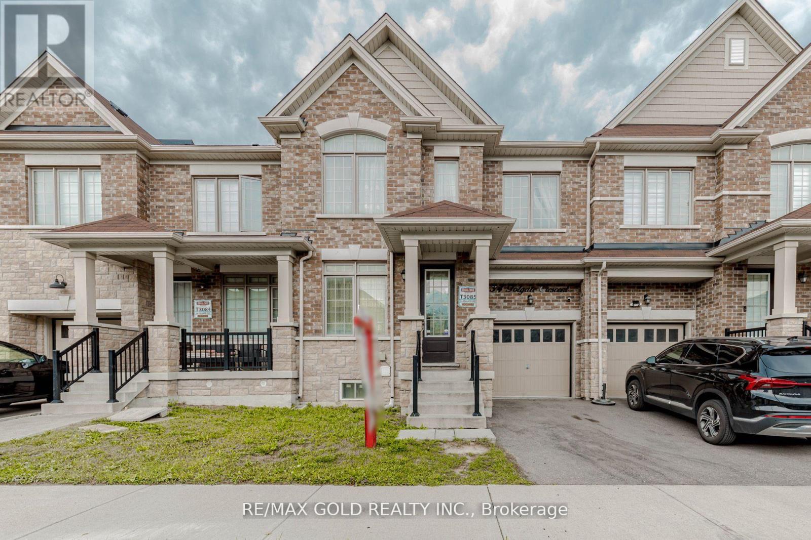 34 FOLGATE CRESCENT, Brampton, Ontario