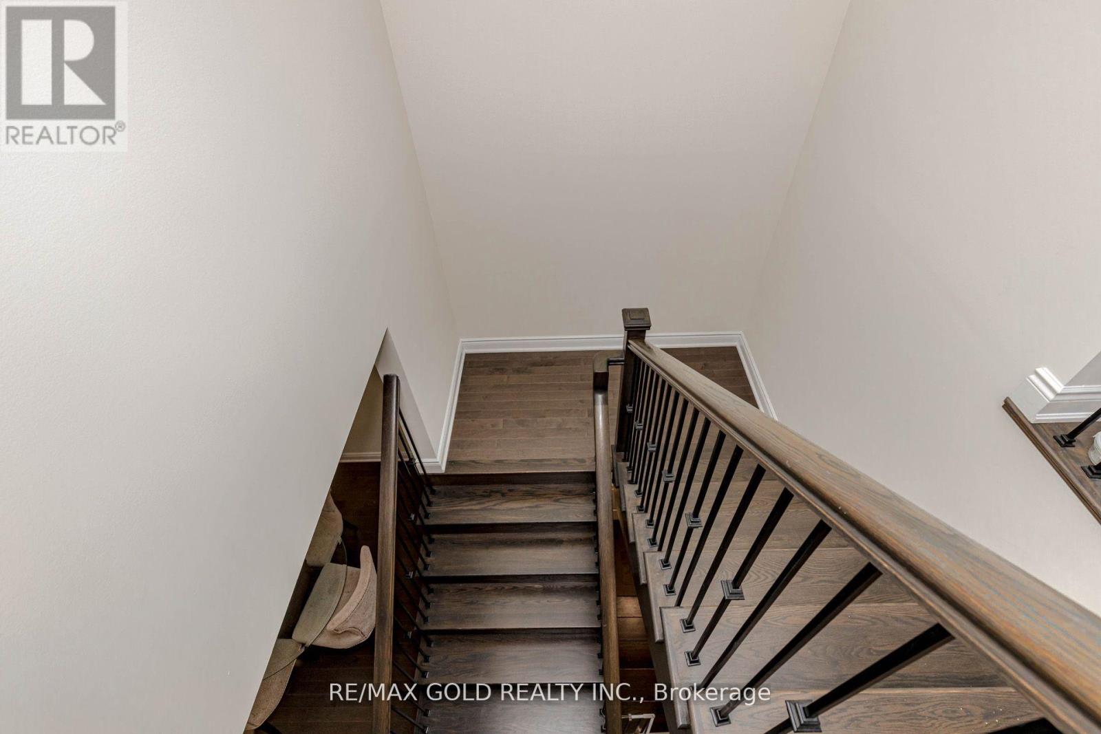 34 Folgate Crescent, Brampton, Ontario  L6R 0B3 - Photo 18 - W12665598