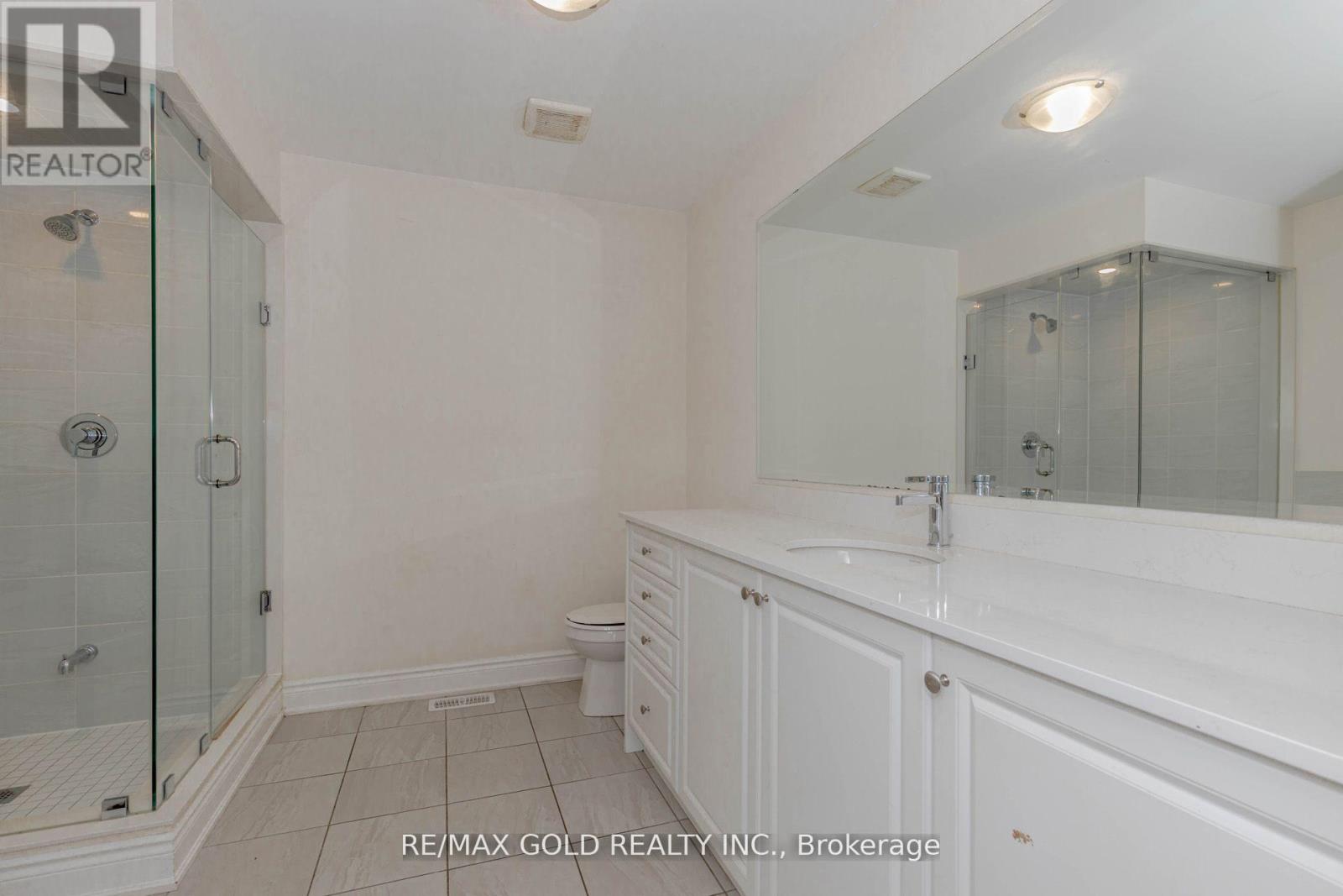 34 Folgate Crescent, Brampton, Ontario  L6R 0B3 - Photo 24 - W12665598