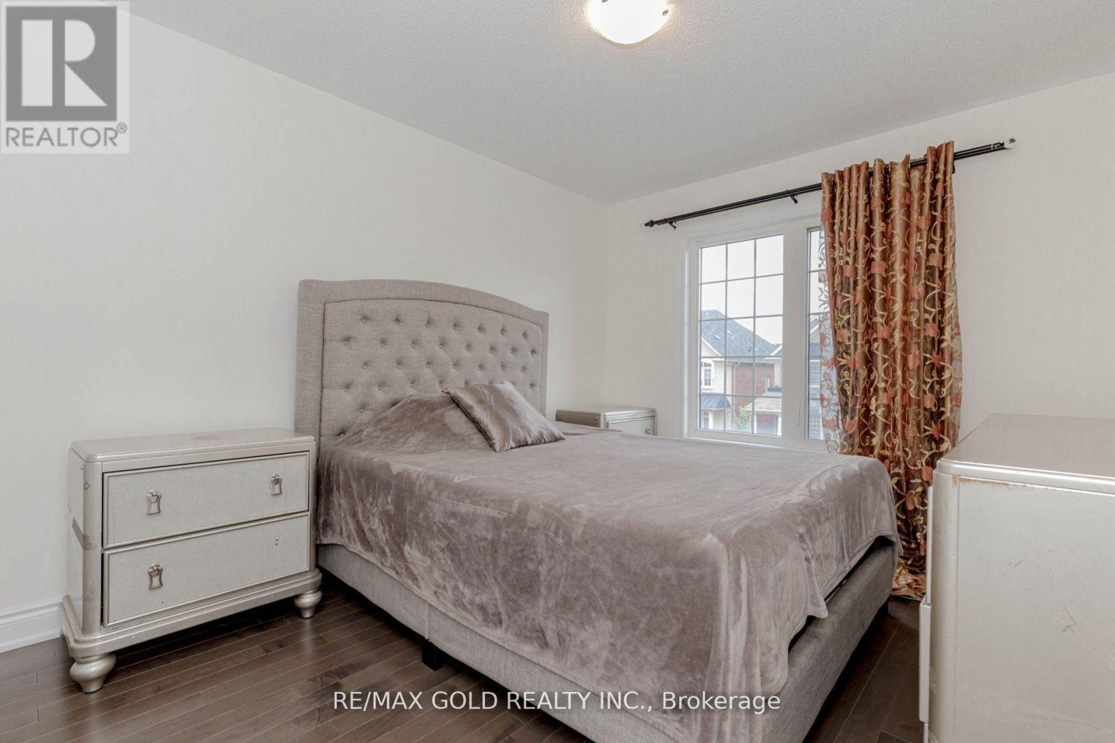 34 Folgate Crescent, Brampton, Ontario  L6R 0B3 - Photo 29 - W12665598