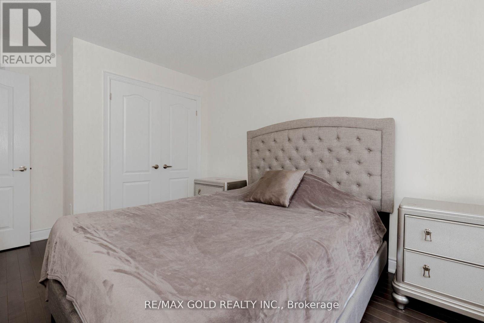 34 Folgate Crescent, Brampton, Ontario  L6R 0B3 - Photo 30 - W12665598