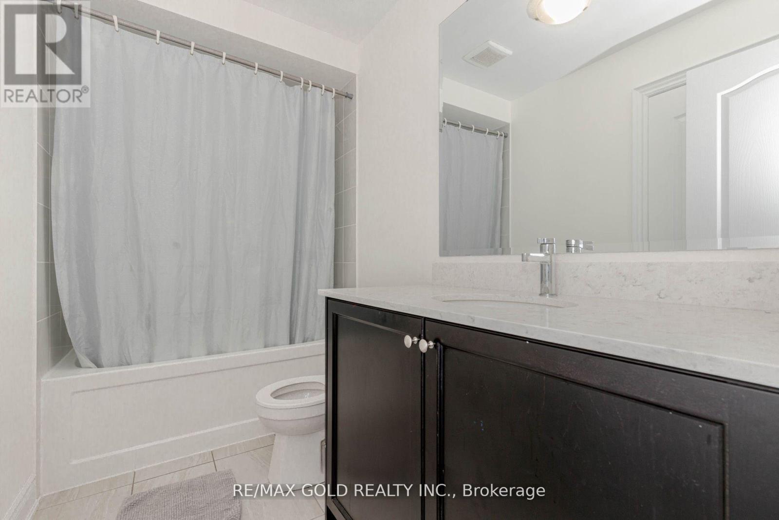 34 Folgate Crescent, Brampton, Ontario  L6R 0B3 - Photo 32 - W12665598