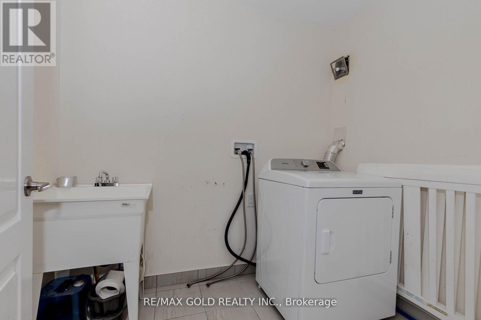 34 Folgate Crescent, Brampton, Ontario  L6R 0B3 - Photo 35 - W12665598