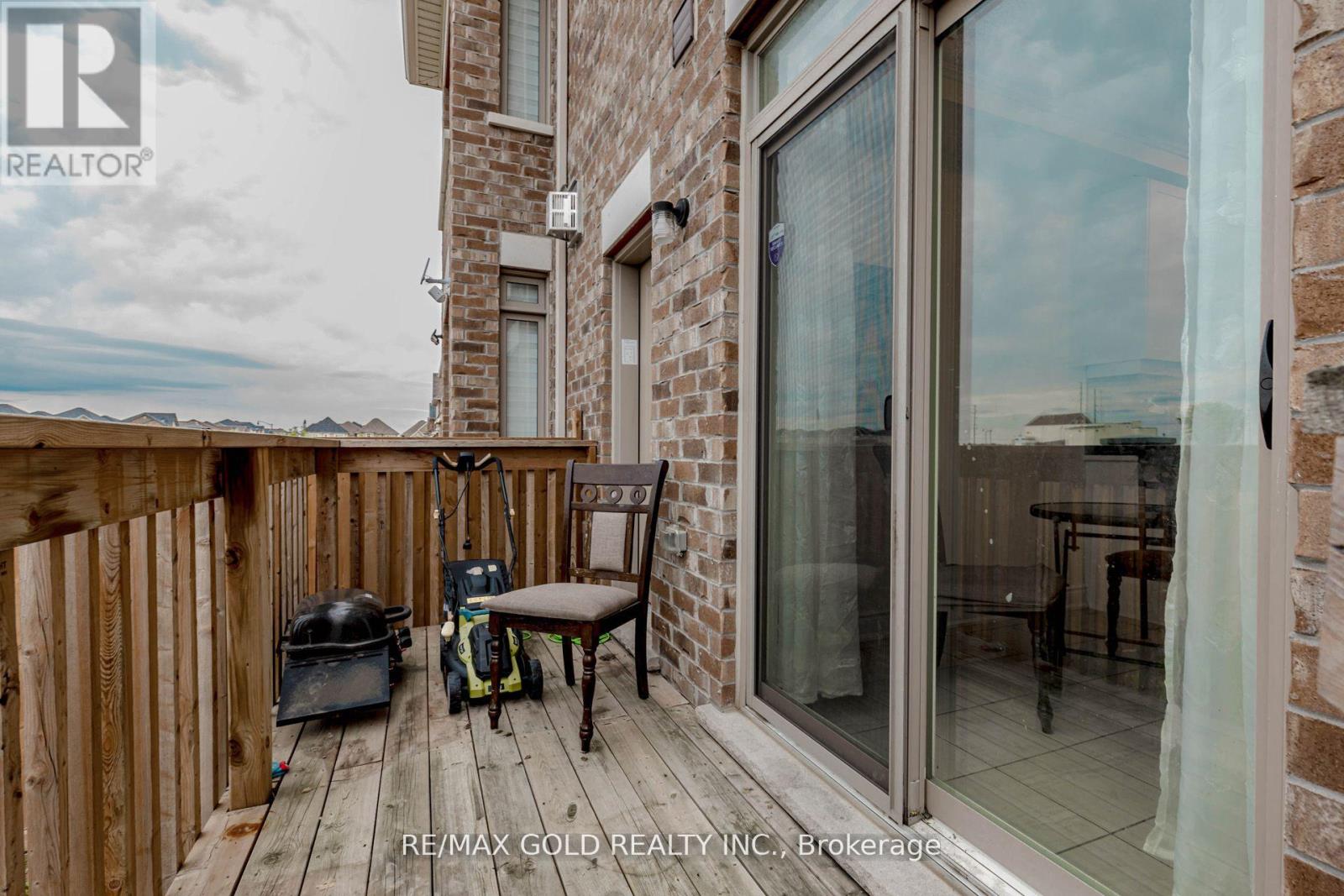 34 Folgate Crescent, Brampton, Ontario  L6R 0B3 - Photo 45 - W12665598