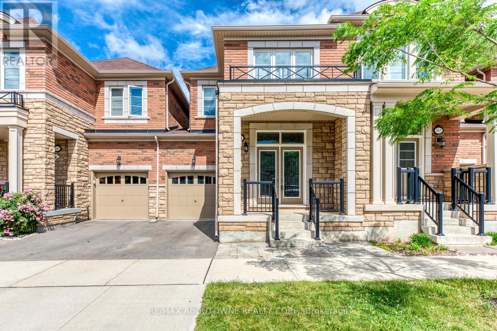 365 Leadwood Gate, Oakville, Ontario  L6M 1L7 - Photo 1 - W12665616