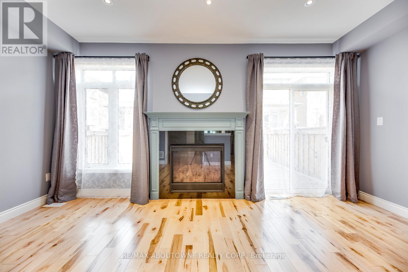 365 Leadwood Gate, Oakville, Ontario  L6M 1L7 - Photo 19 - W12665616