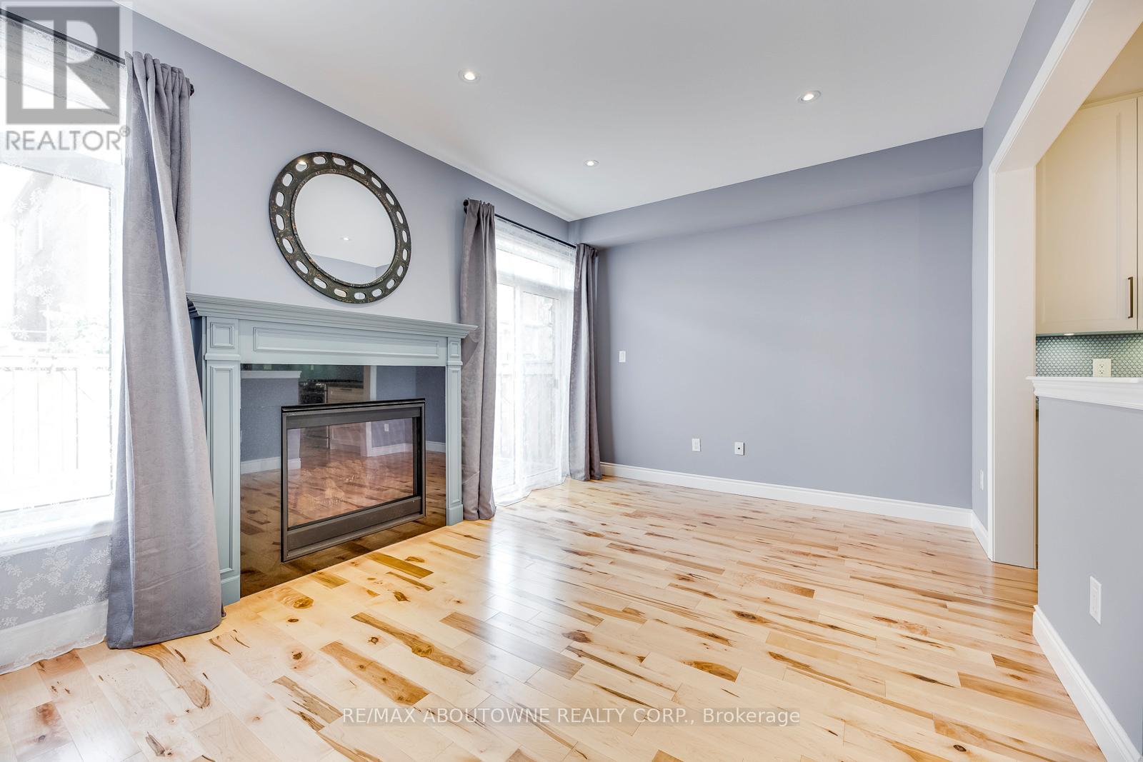 365 Leadwood Gate, Oakville, Ontario  L6M 1L7 - Photo 20 - W12665616