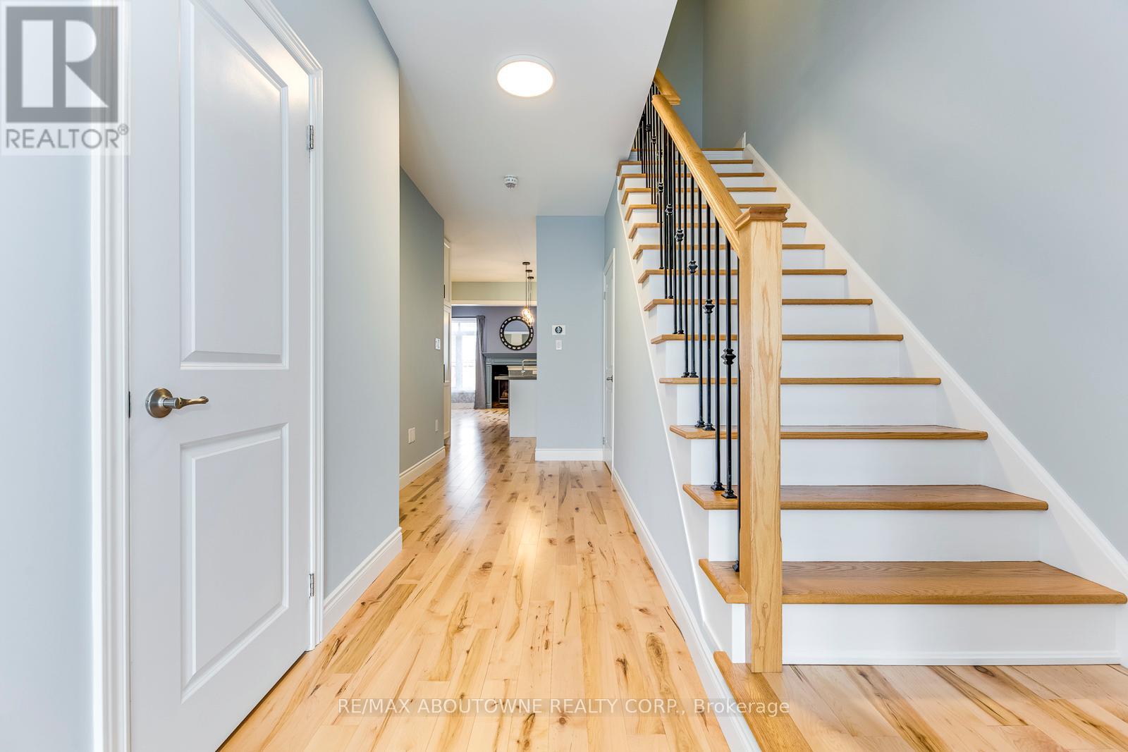 365 Leadwood Gate, Oakville, Ontario  L6M 1L7 - Photo 24 - W12665616