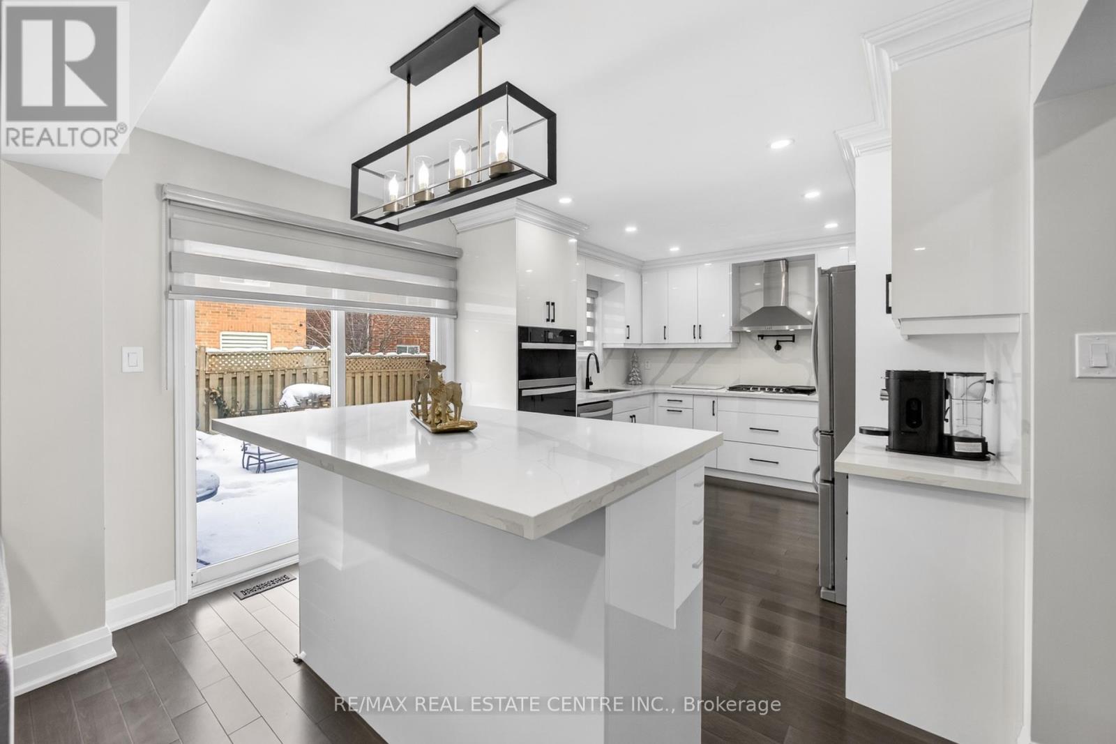 41 Sunnyview Road, Brampton, Ontario  L7A 3E4 - Photo 12 - W12665666