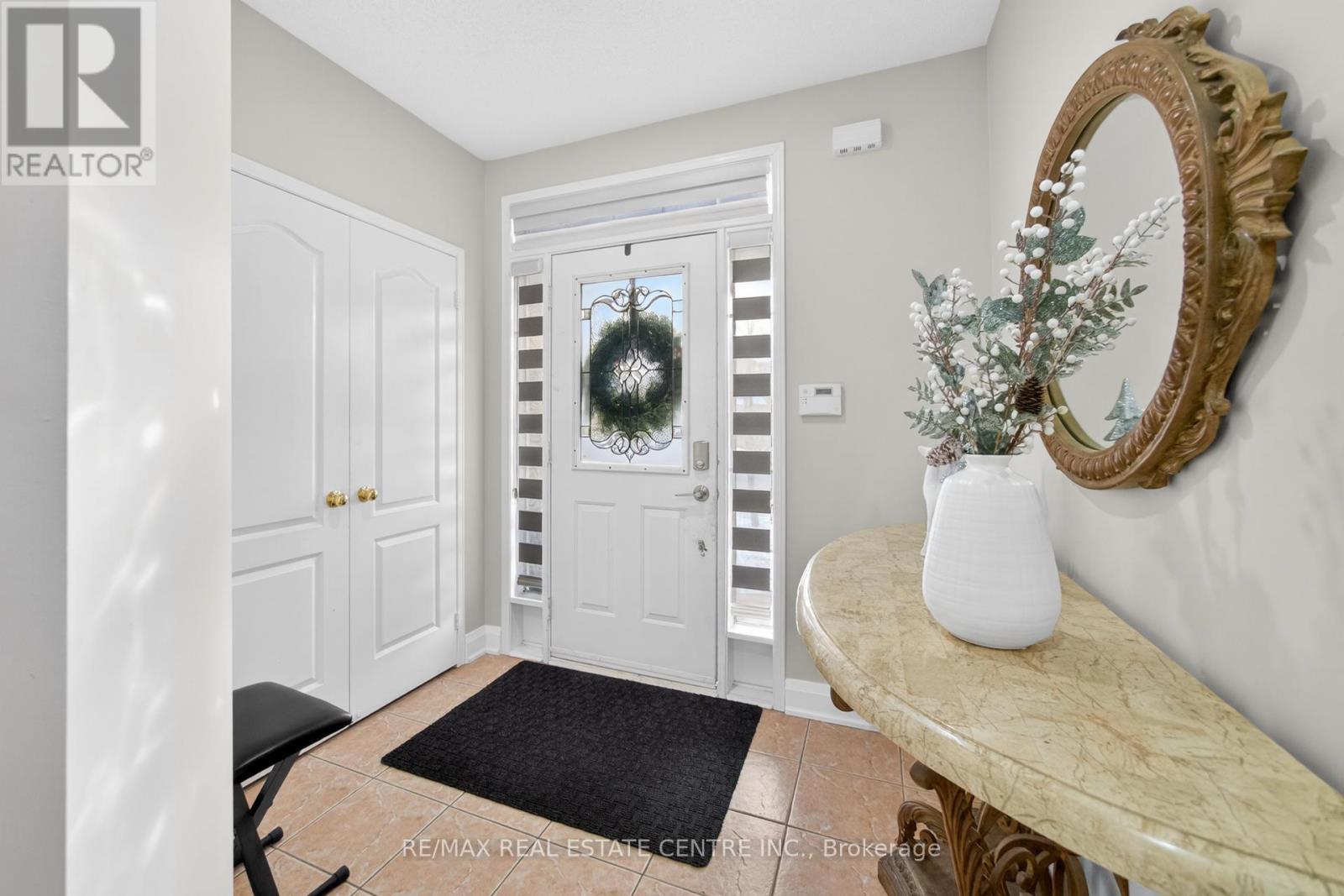 41 Sunnyview Road, Brampton, Ontario  L7A 3E4 - Photo 4 - W12665666