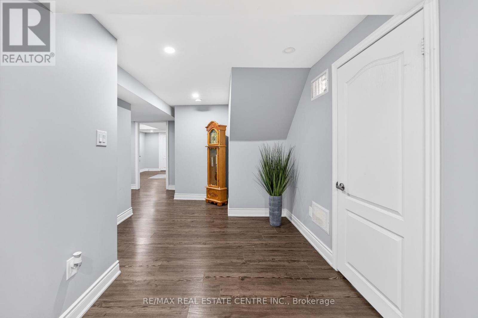 41 Sunnyview Road, Brampton, Ontario  L7A 3E4 - Photo 40 - W12665666