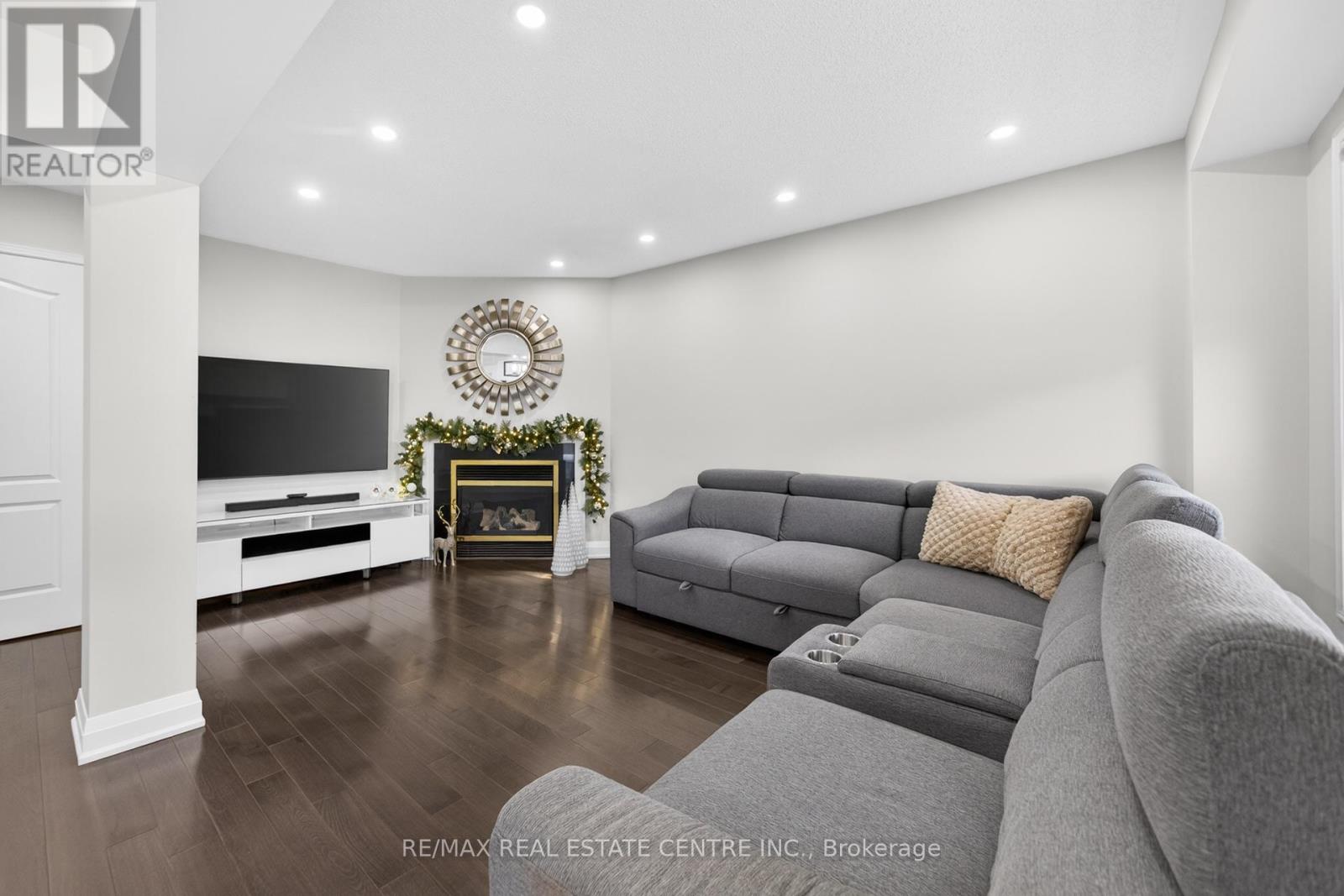 41 Sunnyview Road, Brampton, Ontario  L7A 3E4 - Photo 9 - W12665666