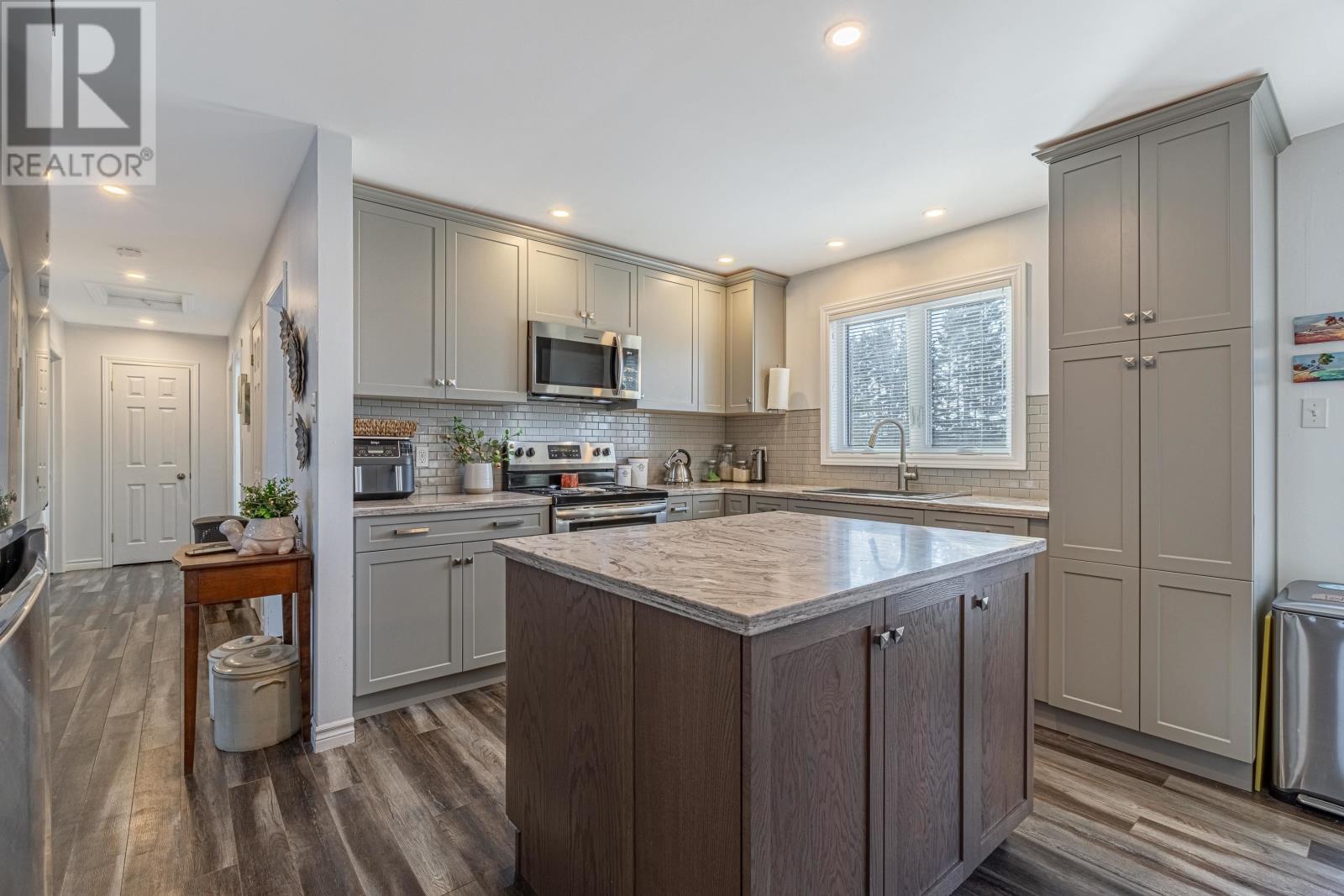 47 Hyde Street, Cornwall, Prince Edward Island  C0A 1H0 - Photo 11 - 202600238