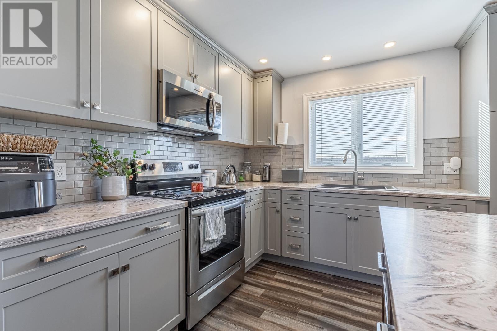 47 Hyde Street, Cornwall, Prince Edward Island  C0A 1H0 - Photo 13 - 202600238