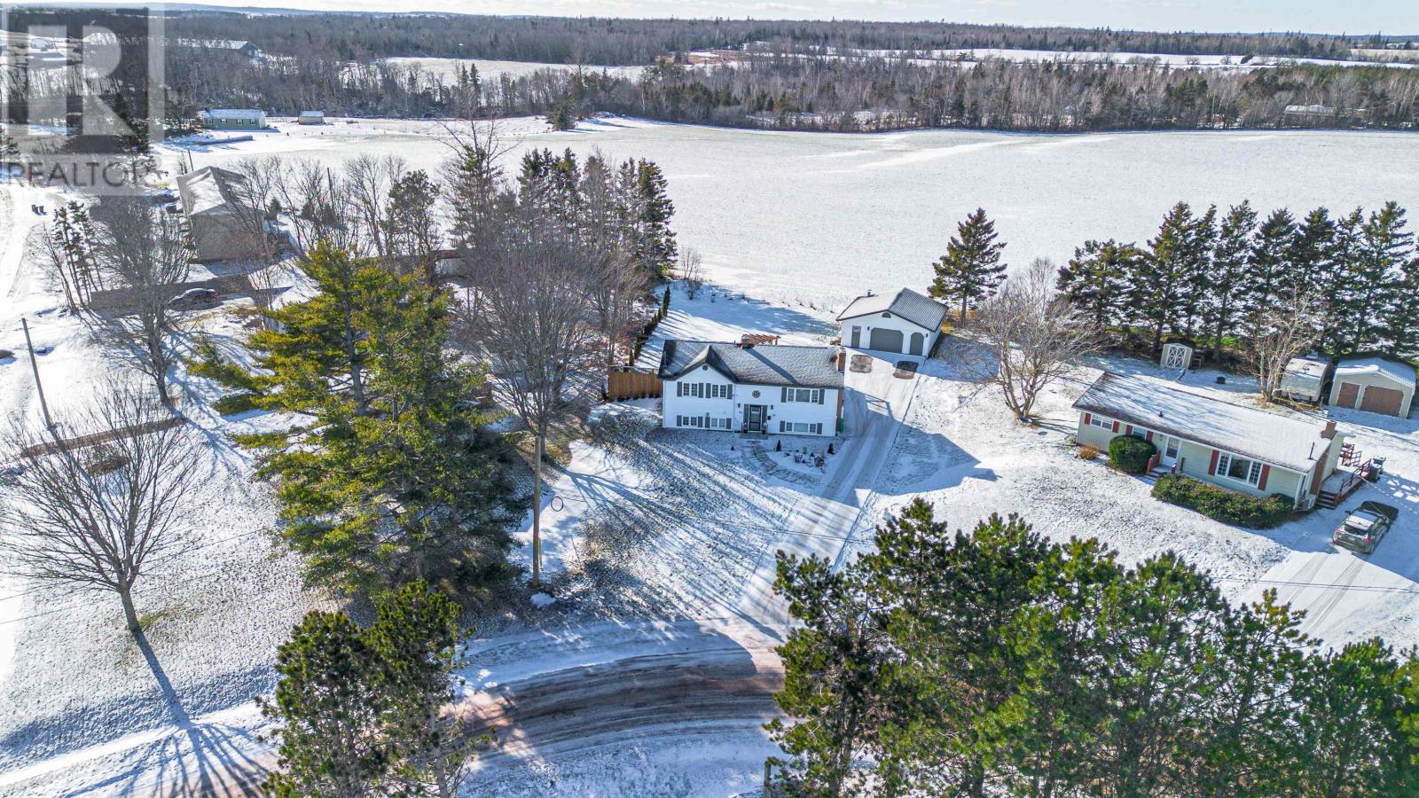 47 Hyde Street, Cornwall, Prince Edward Island  C0A 1H0 - Photo 4 - 202600238