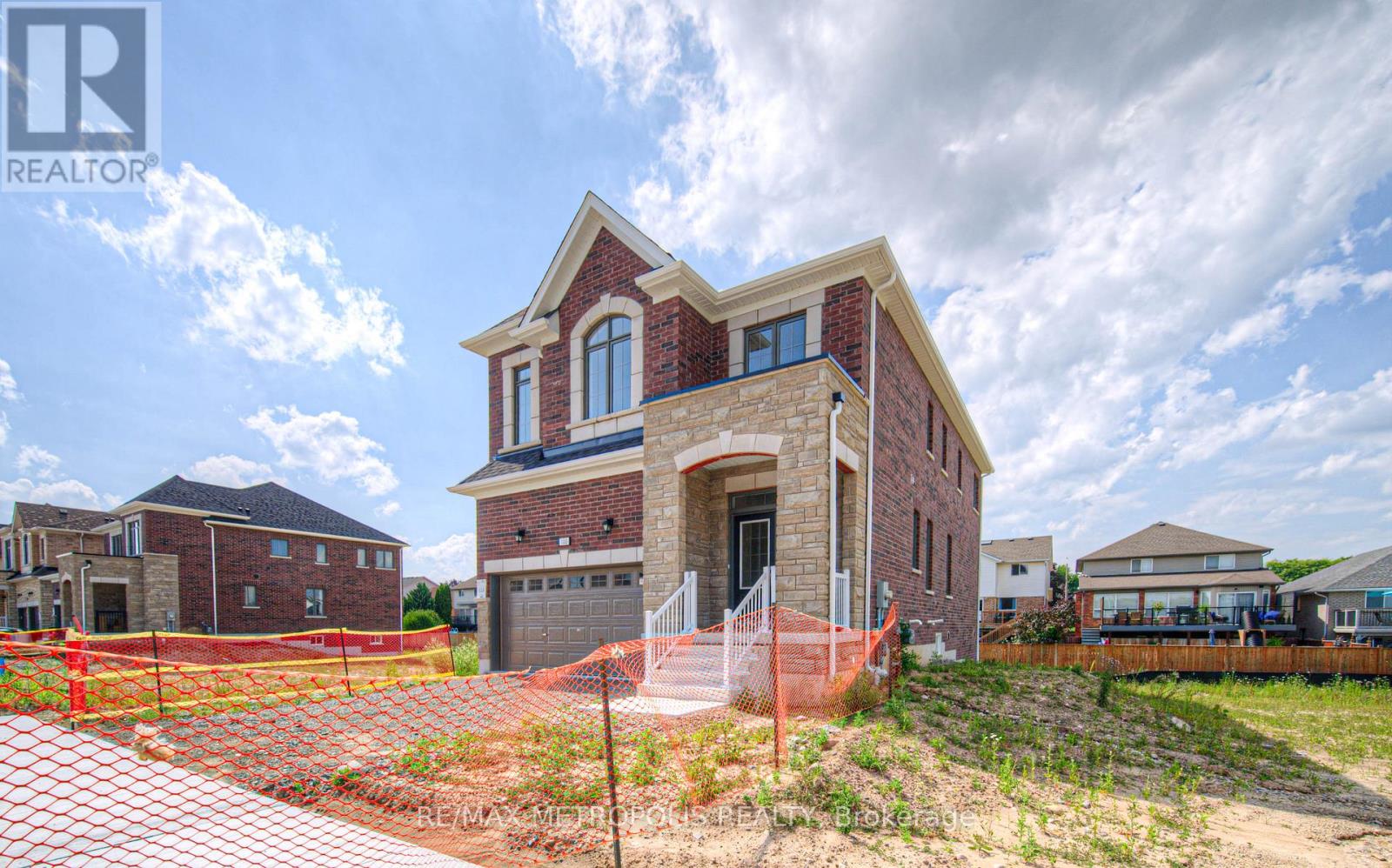 100 Moss Drive, Cambridge, Ontario  N1T 0H1 - Photo 3 - X12665566