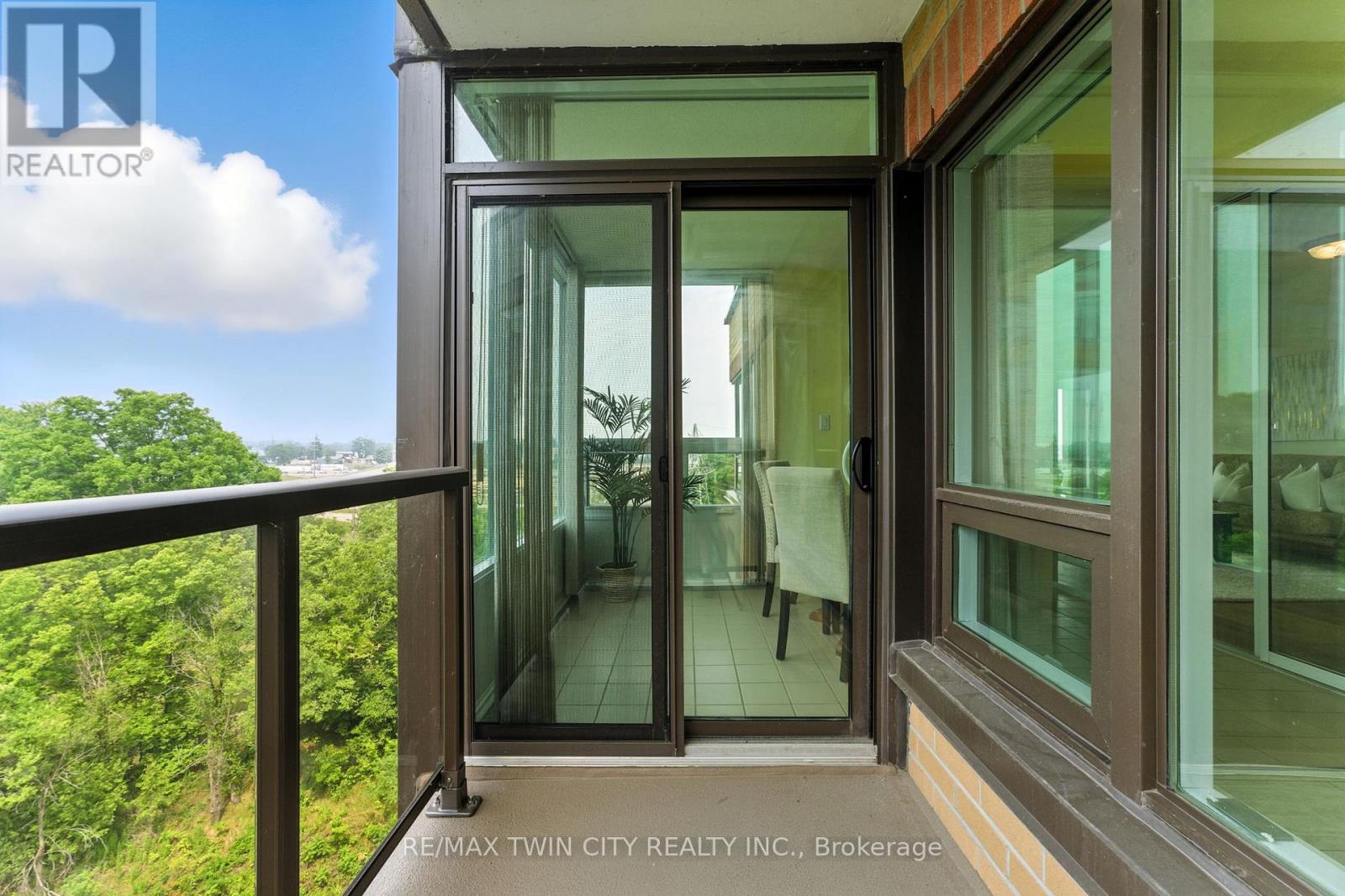 1104 - 237 King Street W, Cambridge, Ontario  N3H 5L2 - Photo 14 - X12665588