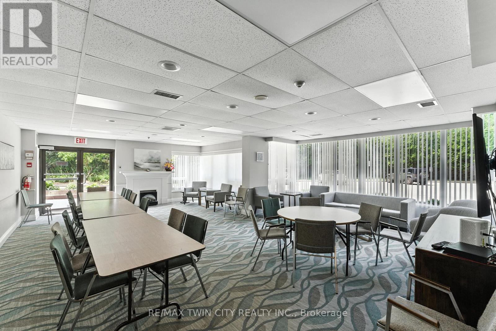 1104 - 237 King Street W, Cambridge, Ontario  N3H 5L2 - Photo 38 - X12665588