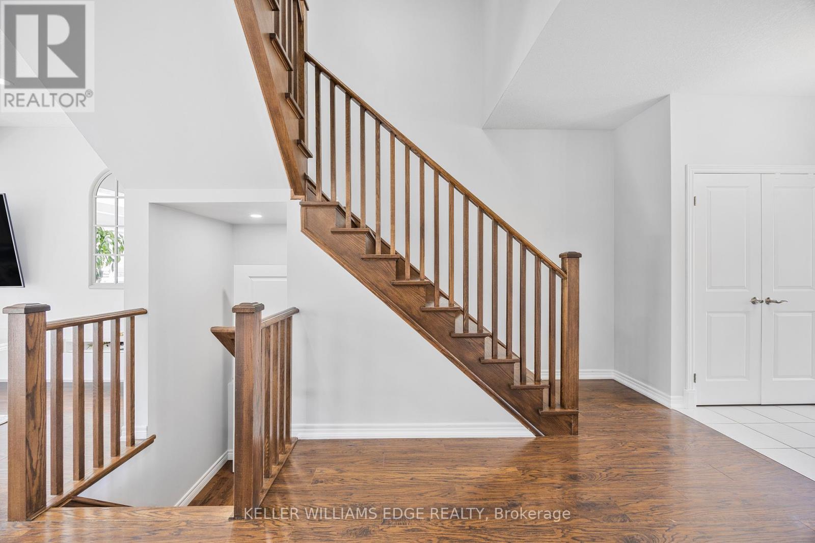 209 Echovalley Drive, Hamilton, Ontario  L8J 0H1 - Photo 20 - X12665626