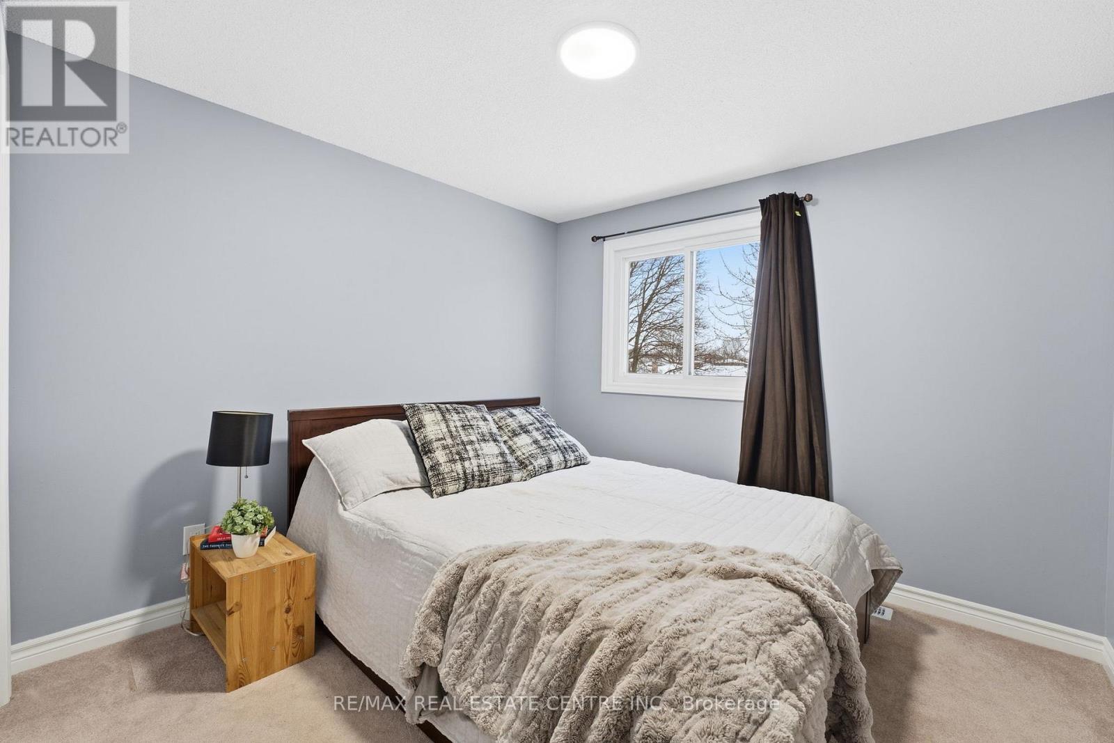 139 The Country Way, Kitchener, Ontario  N2E 2L1 - Photo 21 - X12665648