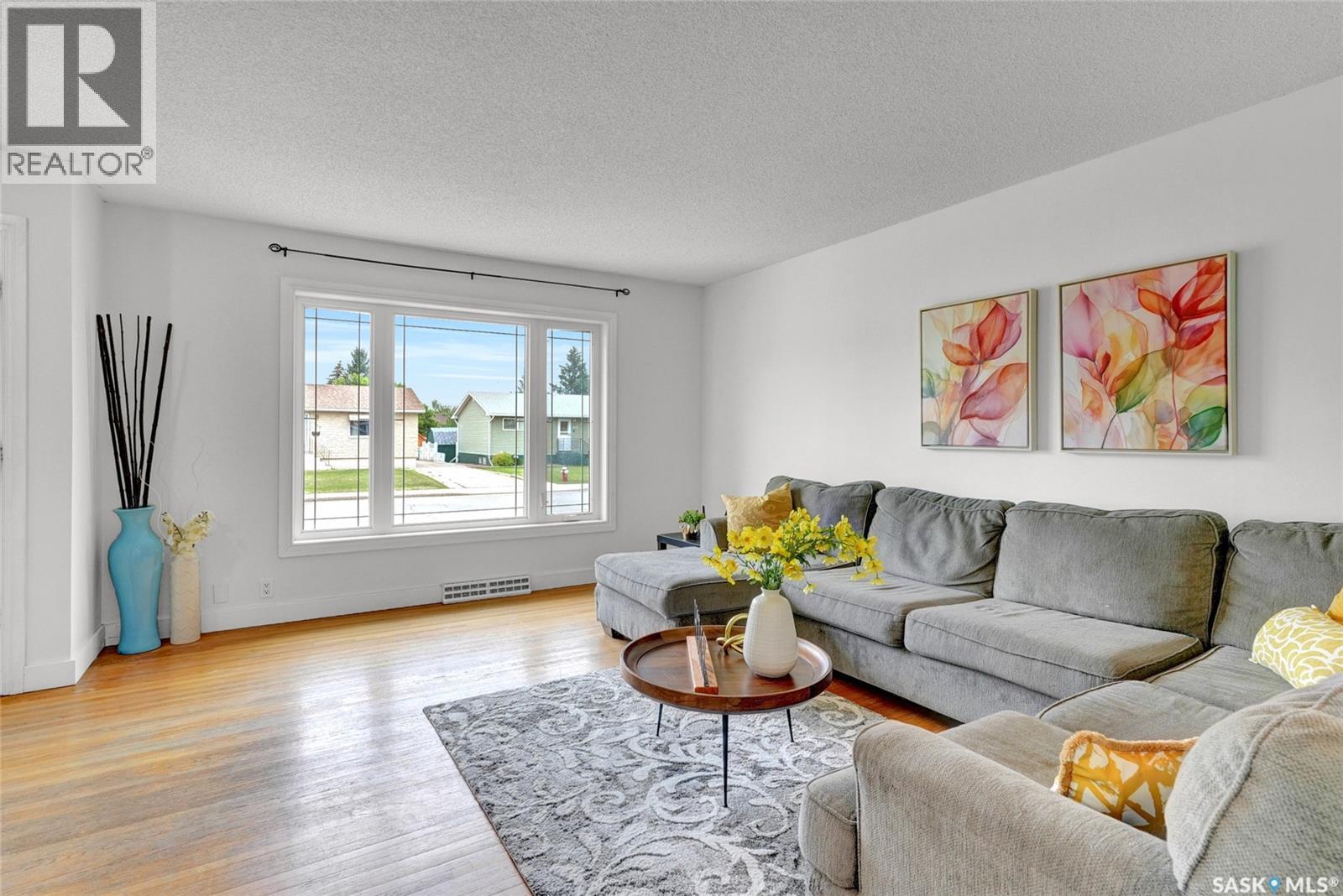 833 Keith Street, Moose Jaw, Saskatchewan  S6H 5R4 - Photo 4 - SK026235