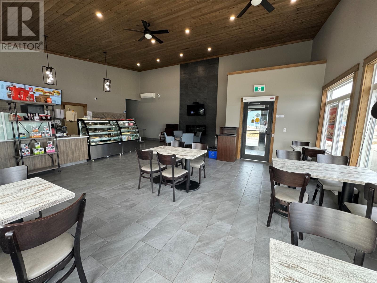 120-122 Canada Drive, Harbour Breton, Newfoundland & Labrador  A0H 1P0 - Photo 5 - 1268161