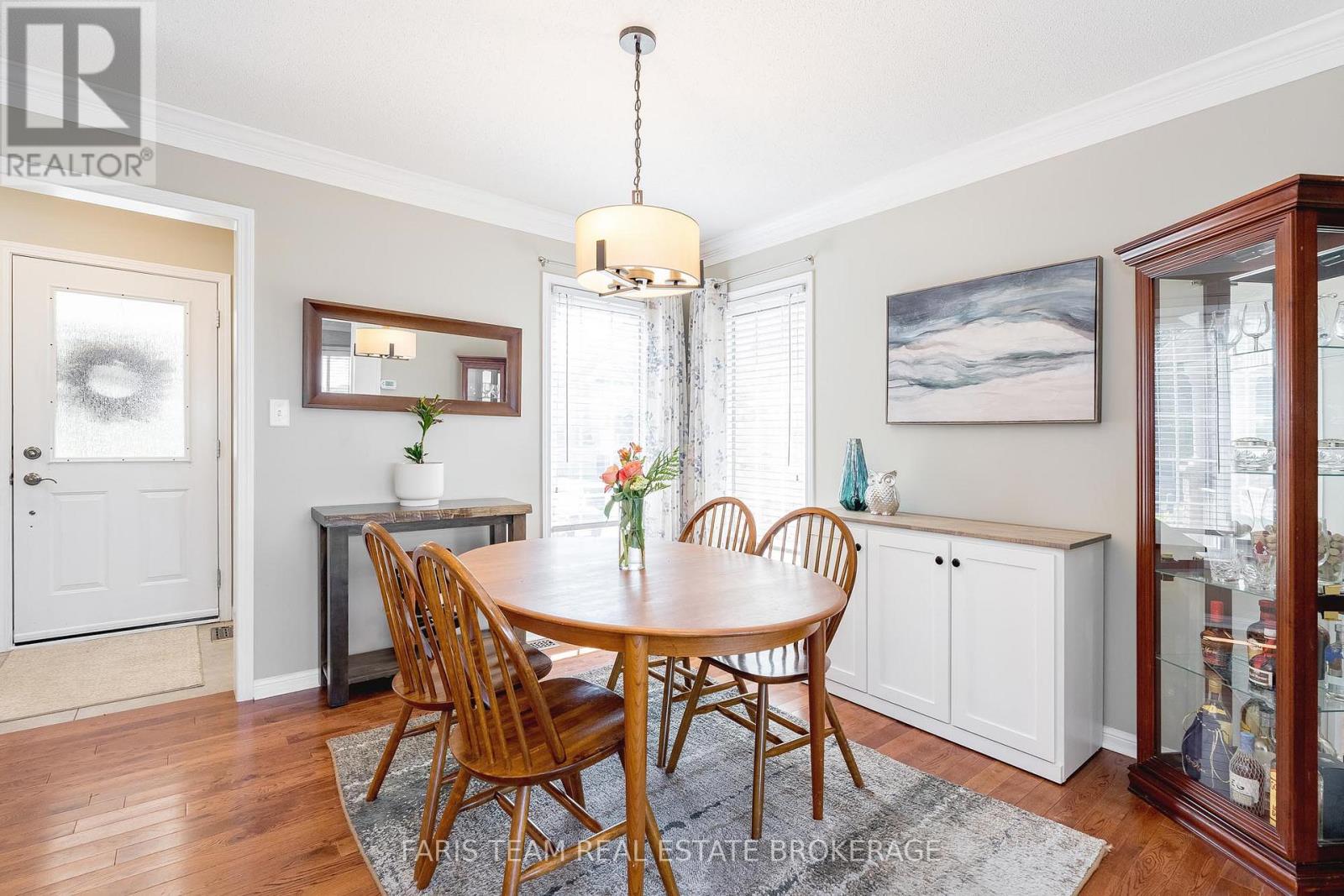 66 John W Taylor Avenue, New Tecumseth, Ontario  L9R 0E1 - Photo 9 - N12665132