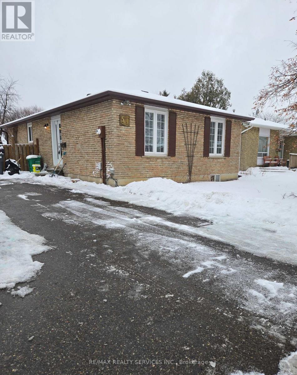 59 REIGATE AVENUE, Brampton, Ontario