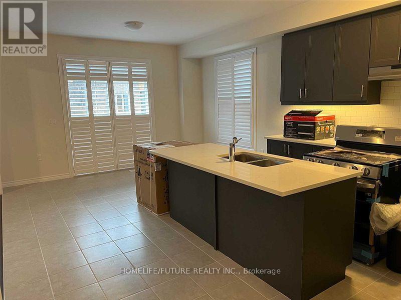 528 Clayton Avenue, Peterborough, Ontario  K9K 0H8 - Photo 4 - X12662954