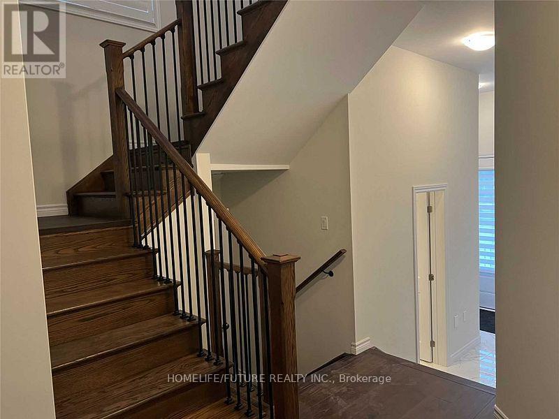 528 Clayton Avenue, Peterborough, Ontario  K9K 0H8 - Photo 3 - X12662954