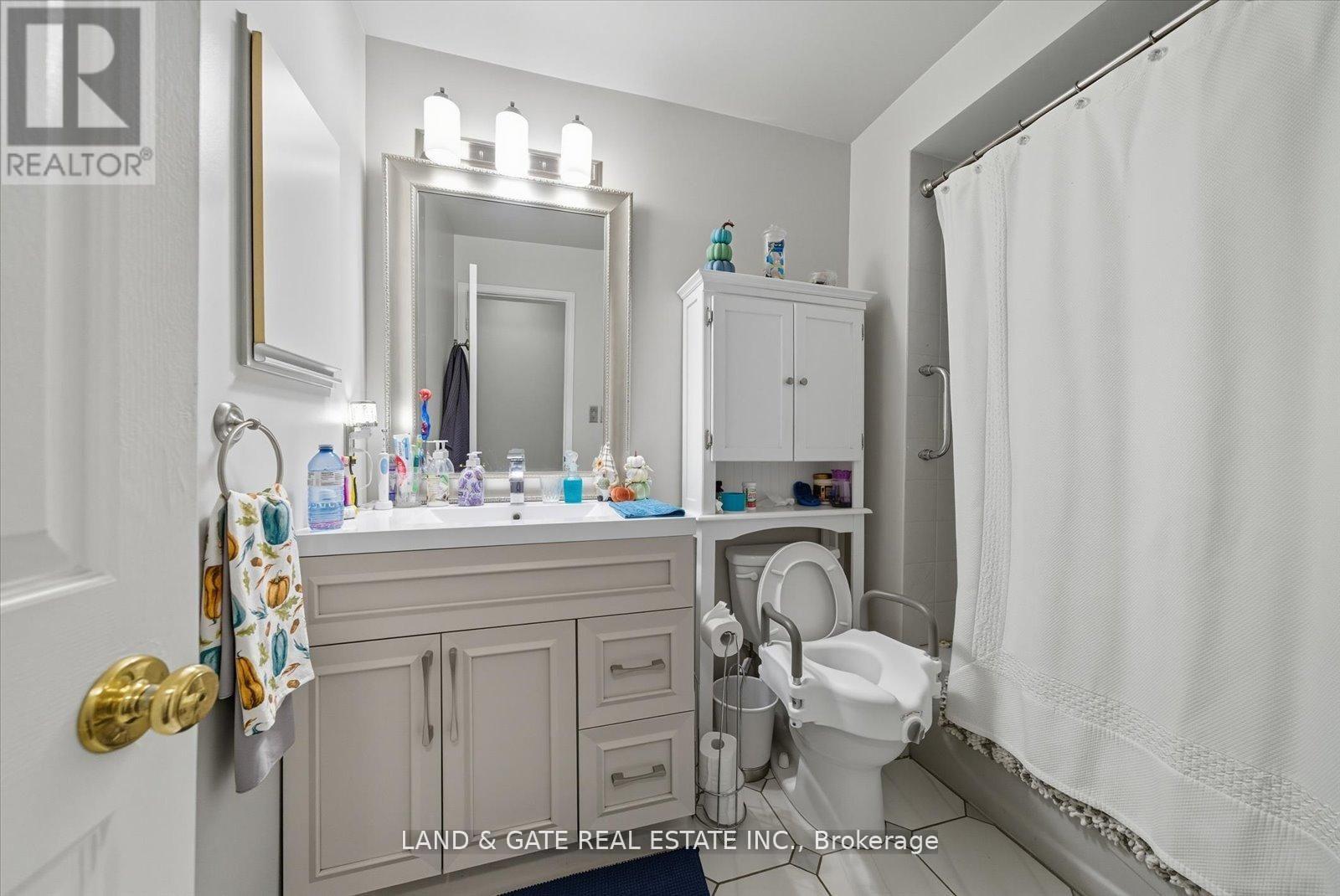 314 Hillside Avenue, Oshawa, Ontario  L1J 1T5 - Photo 36 - E12665744