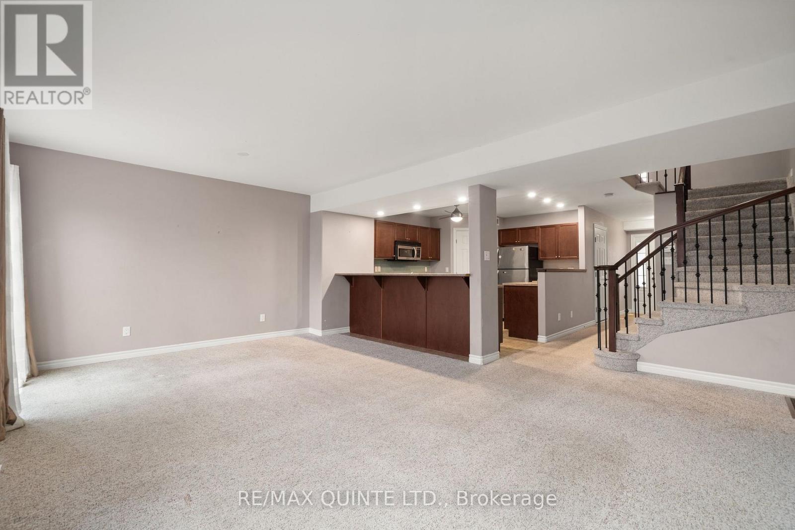 31 Sarah Court, Belleville (Belleville Ward), Ontario  K8P 0A1 - Photo 15 - X12665766