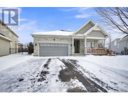 128 CHENOA WAY, Ottawa, Ontario
