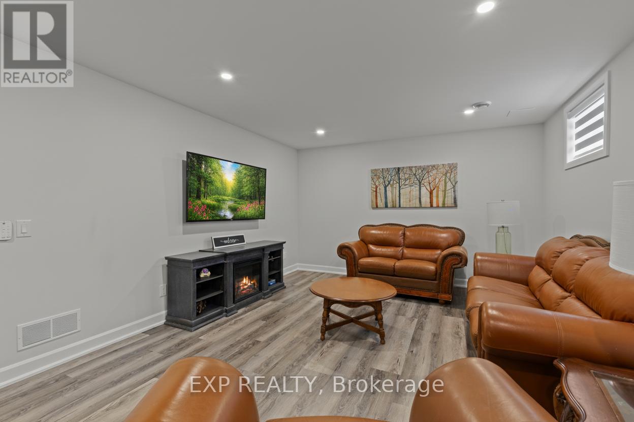 3919 Mitchell Crescent, Fort Erie, Ontario  L0S 1S0 - Photo 30 - X12665694