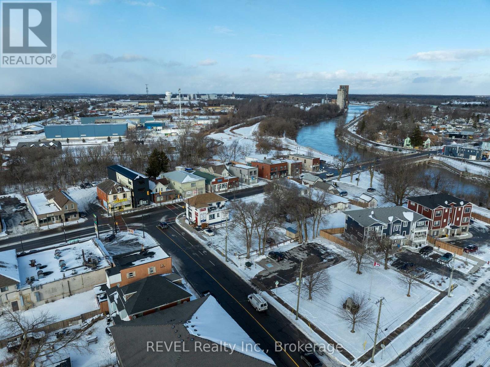 229 Main Street W, Port Colborne, Ontario  L3K 3V7 - Photo 10 - X12665708