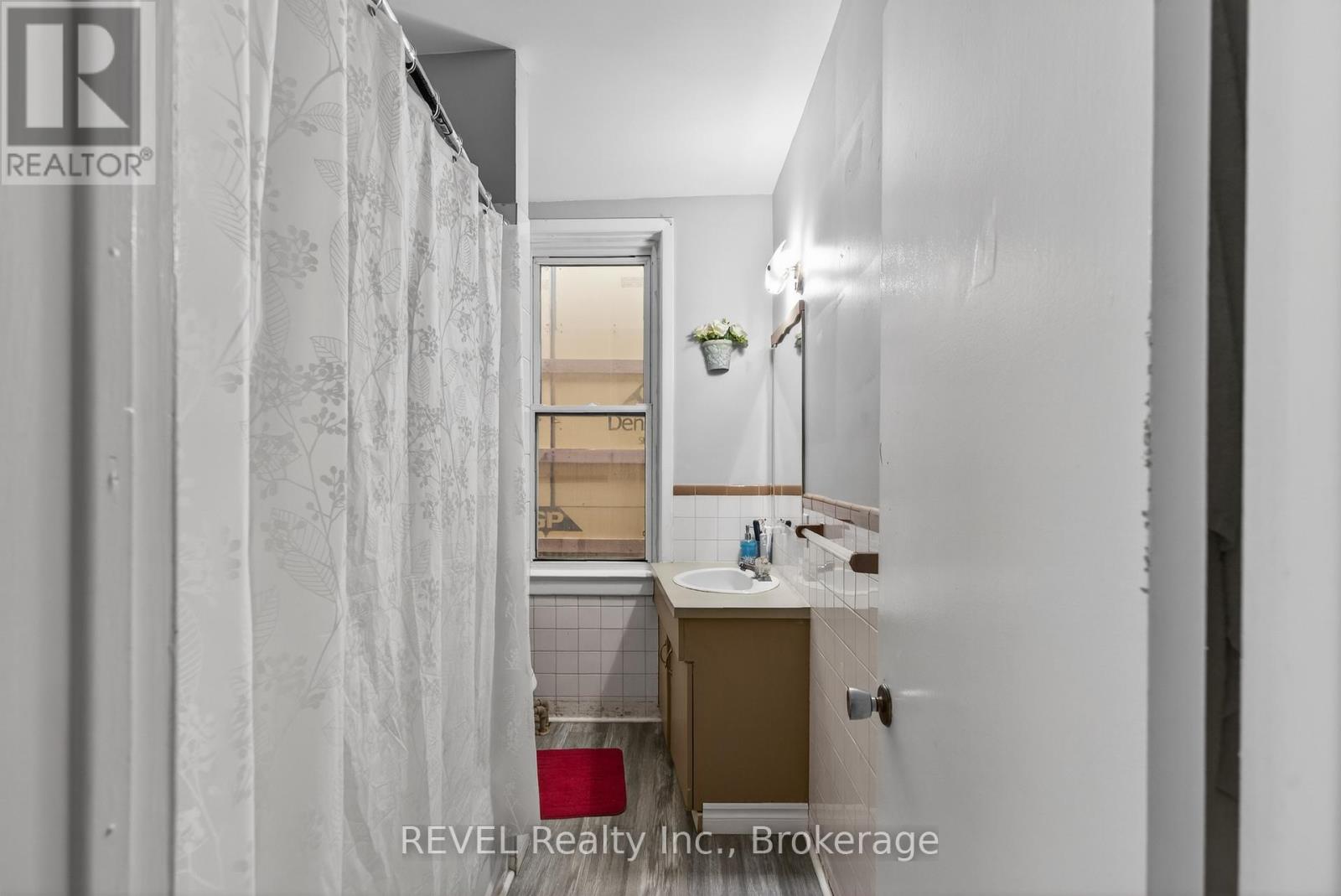 229 Main Street W, Port Colborne, Ontario  L3K 3V7 - Photo 42 - X12665708