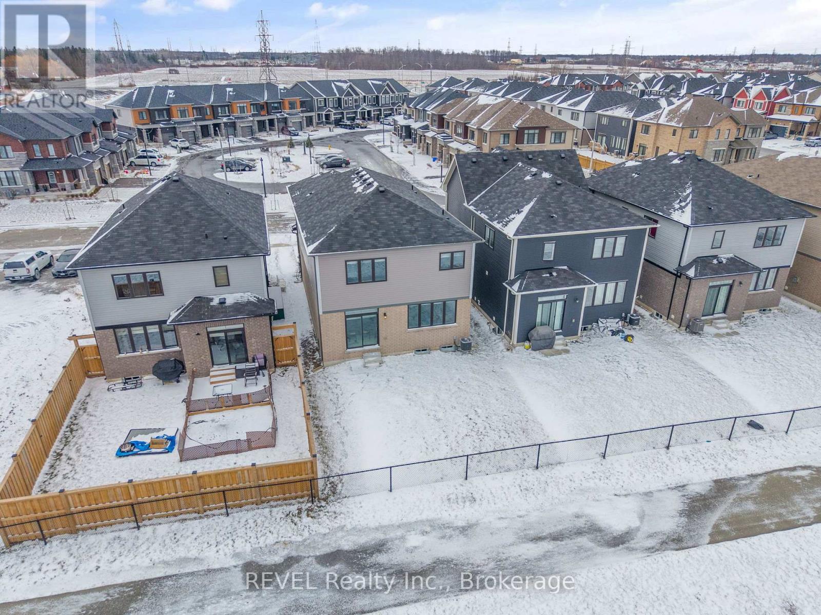 22 Peach Street, Thorold, Ontario  L2E 6S4 - Photo 28 - X12665732