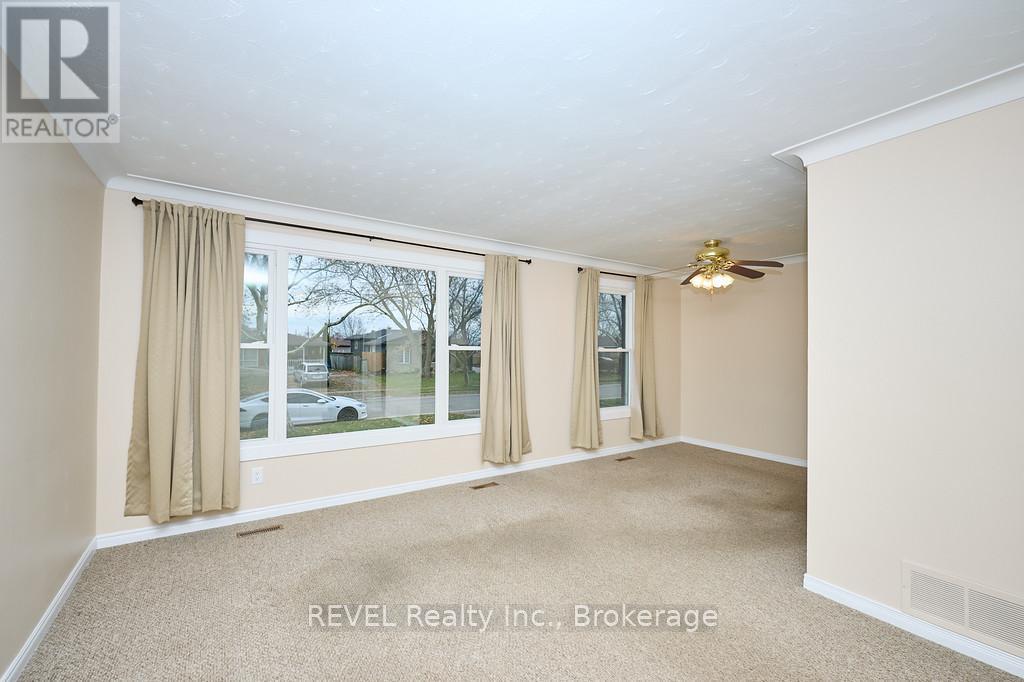 7067 Centennial Street, Niagara Falls, Ontario  L2G 2Z2 - Photo 7 - X12665784