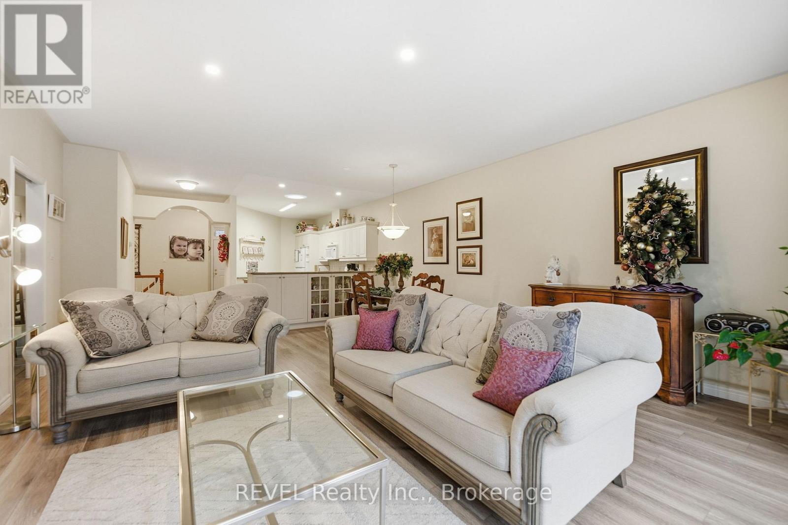 6295 Forest Ridge Drive, Niagara Falls, Ontario  L2J 4K2 - Photo 10 - X12665822