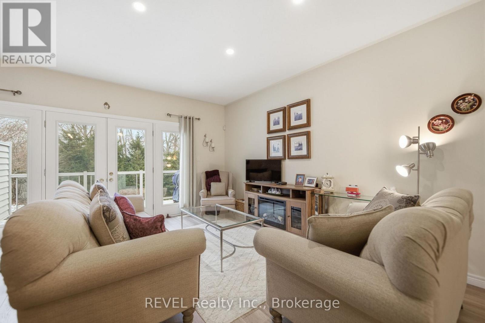 6295 Forest Ridge Drive, Niagara Falls, Ontario  L2J 4K2 - Photo 8 - X12665822