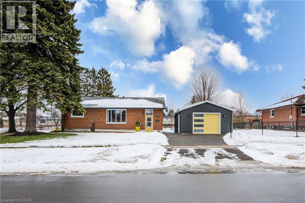 1040 Warwick Street, Woodstock, Ontario  N4S 4S2 - Photo 1 - 40796322