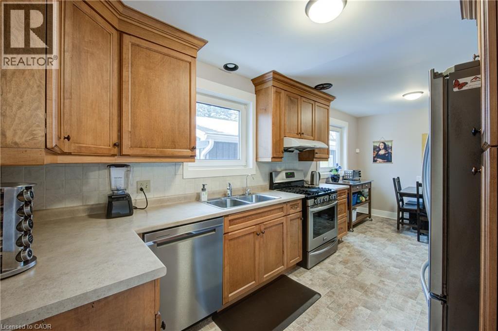 1040 Warwick Street, Woodstock, Ontario  N4S 4S2 - Photo 28 - 40796322