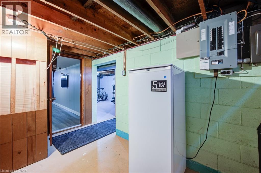 1040 Warwick Street, Woodstock, Ontario  N4S 4S2 - Photo 35 - 40796322